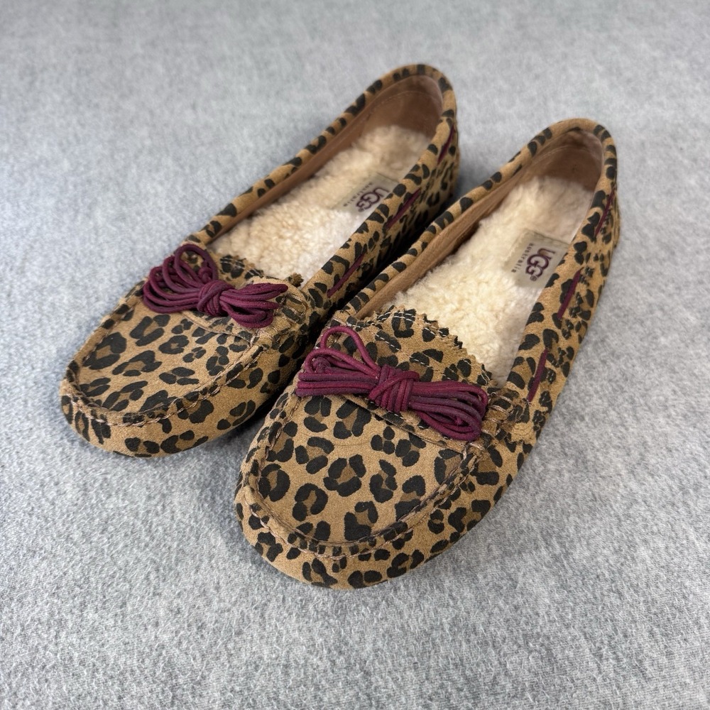 UGG AUSTRALIA Comfort Flat Shoes Size- 7 Sheepskin inside Brown Animal Print